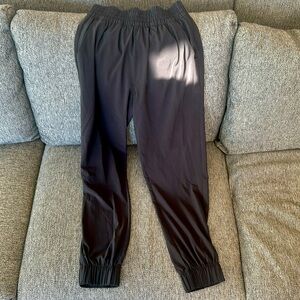Vuori Women's Joggers - XS